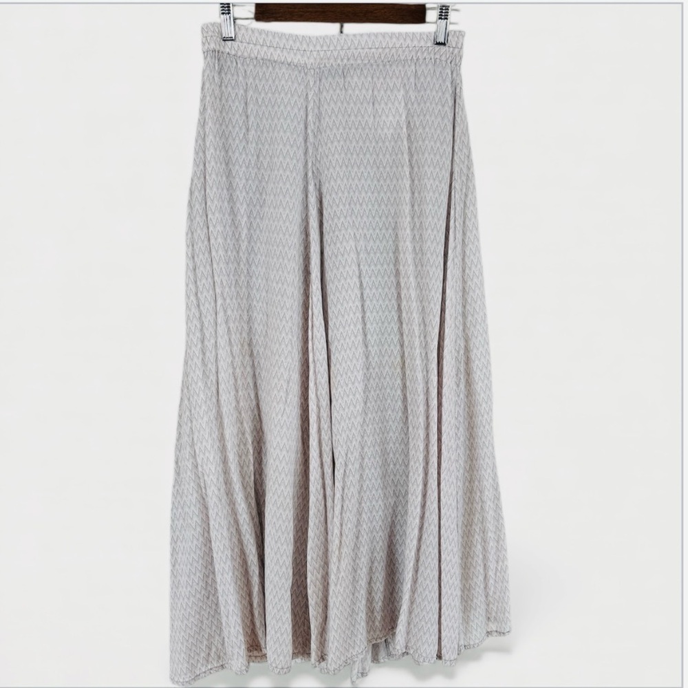 ACACIA Swimwear Light Gray Patterned Maxi Skirt